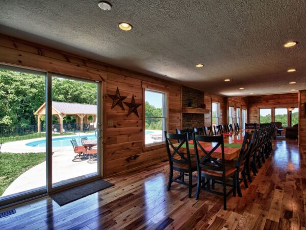 Makers Lodge Hocking Hills