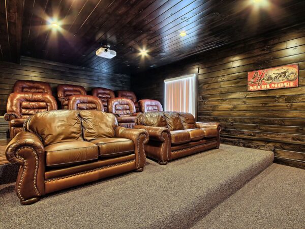 Makers Lodge Hocking Hills